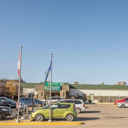 Quality Hotel & Conference Centre Fort Mcmurray Exterior photo