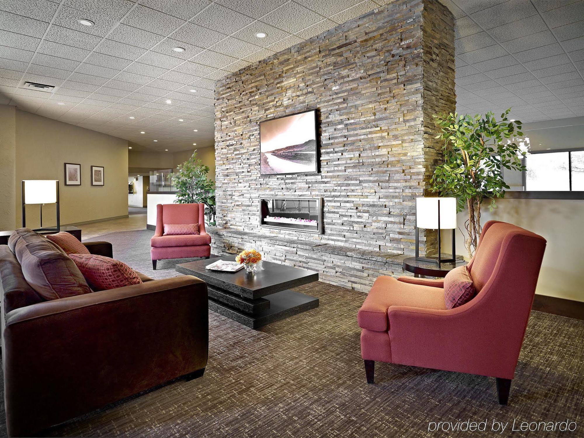 Quality Hotel & Conference Centre Fort Mcmurray Exterior photo